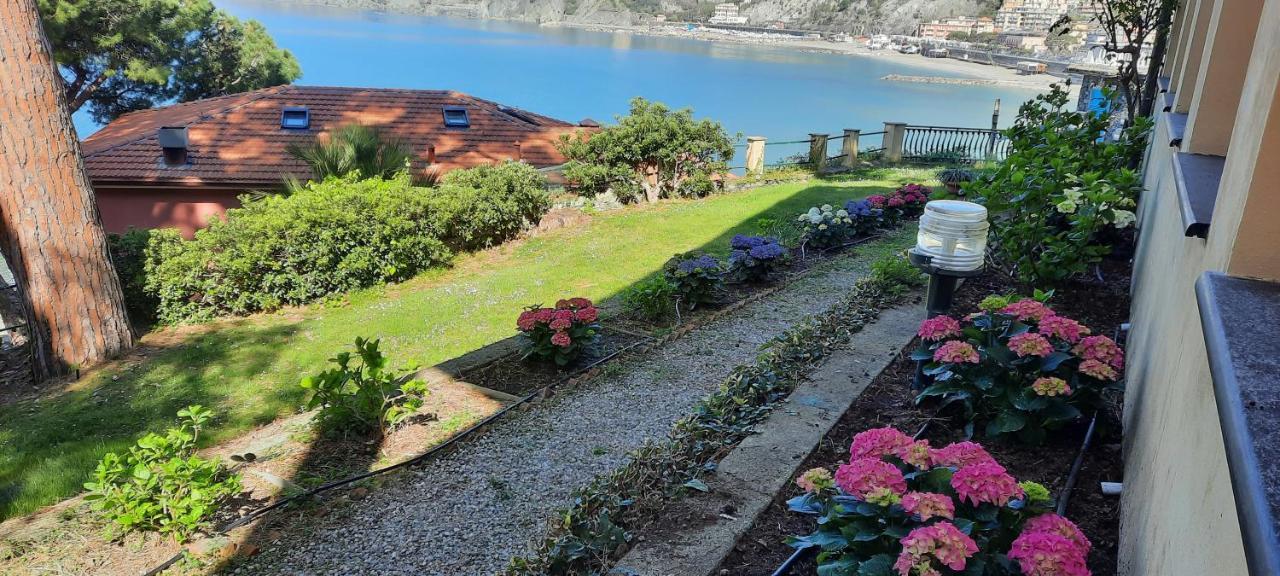Villa Mare Blu Levanto Exterior foto