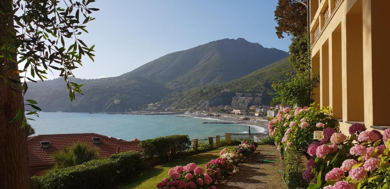 Villa Mare Blu Levanto Exterior foto